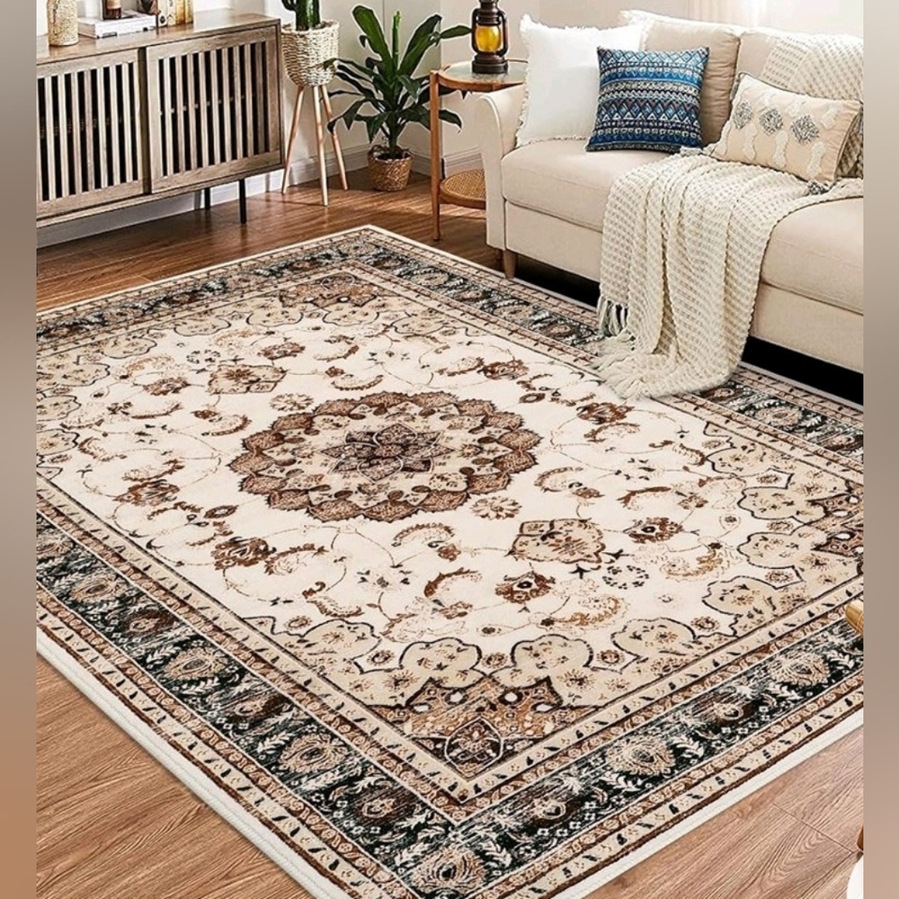 New with tags! Elegant Cream and Brown Boho Decorative Print Area Rug 3 x 5